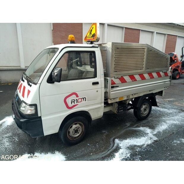 2008 بياجيو Porter-44835397