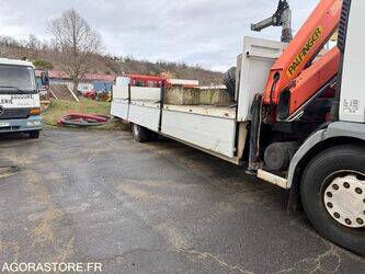 2005-renault-premium-1403001-44835403