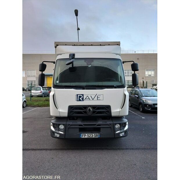 2020 Renault D-44835421