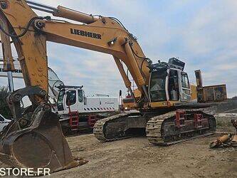 صورة ل حفارات مجنزرة 2010 ليبهير R974C