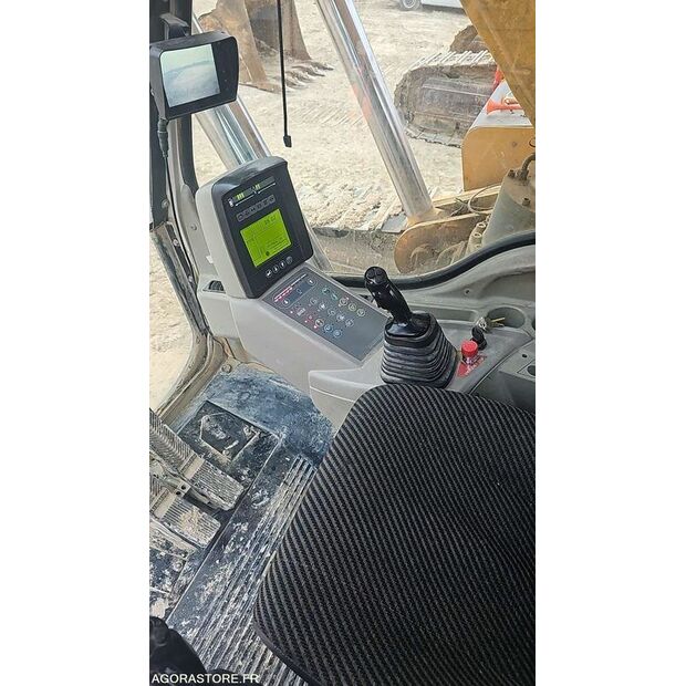 2010 ليبهير R974C-44835432