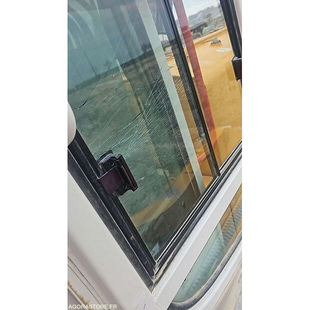 2010 ليبهير R974C-44835444