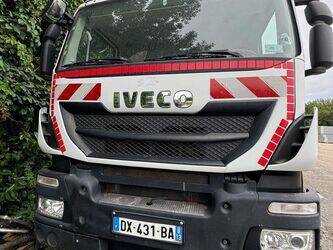 Image for Flatbed Trucks 2015 Iveco 260S31