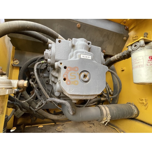 2023 Komatsu PC270-44835506