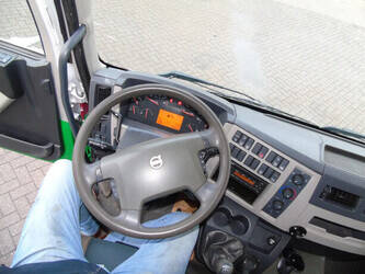 2014-volvo-fl-16-220-44835621