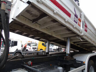 2013-mercedes-benz-actros-2844-44835656