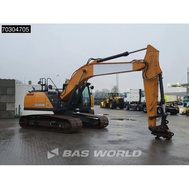 2020 كاس CX250D-44835795