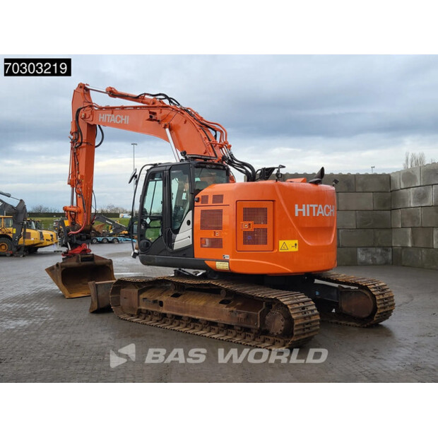 2019 Hitachi ZX225USLC-6-44835829