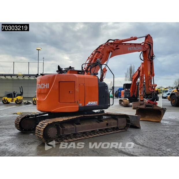 2019 Hitachi ZX225USLC-6-44835831