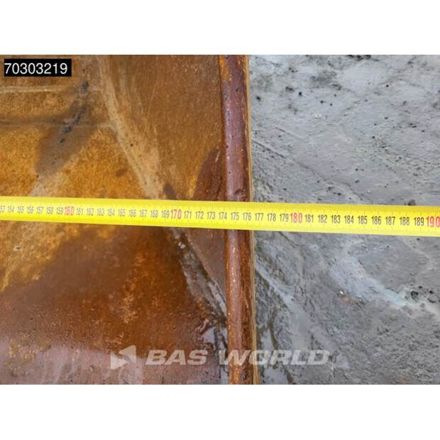 2019 Hitachi ZX225USLC-6-44835841