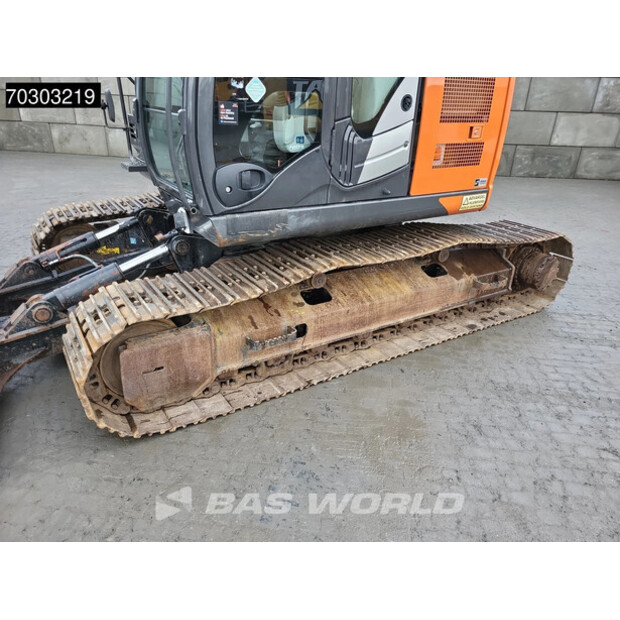 2019 Hitachi ZX225USLC-6-44835852