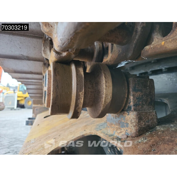 2019 Hitachi ZX225USLC-6-44835856