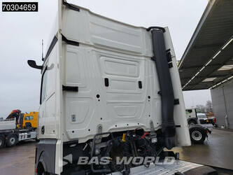 2021-mercedes-benz-actros-1845-1403027-44836199