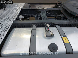 2021-mercedes-benz-actros-1845-1403027-44836207