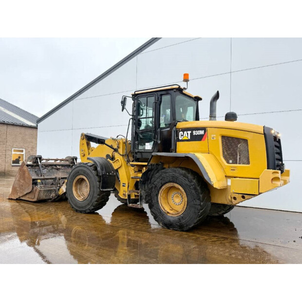 2015 Caterpillar 930M-44836724