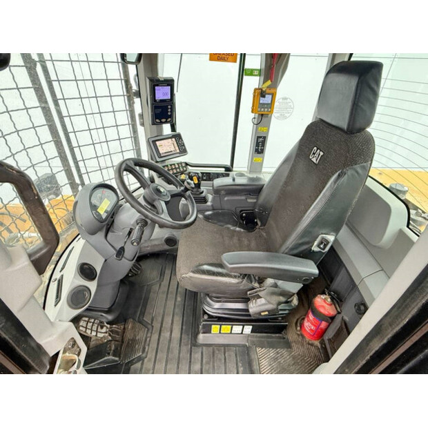 2015 Caterpillar 930M-44836729