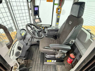 2015-caterpillar-930m-1403059-44836729