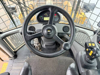 2015-caterpillar-930m-1403059-44836731