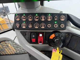 2015-caterpillar-930m-1403059-44836734