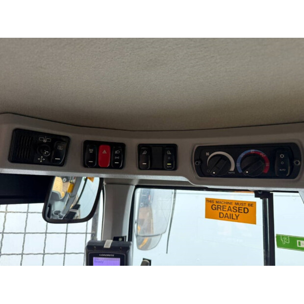 2015 Caterpillar 930M-44836738