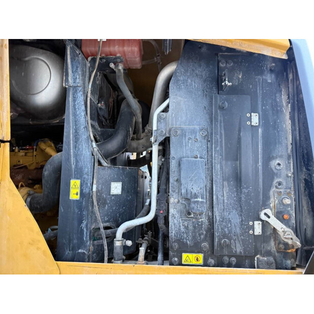 2015 Caterpillar 930M-44836753