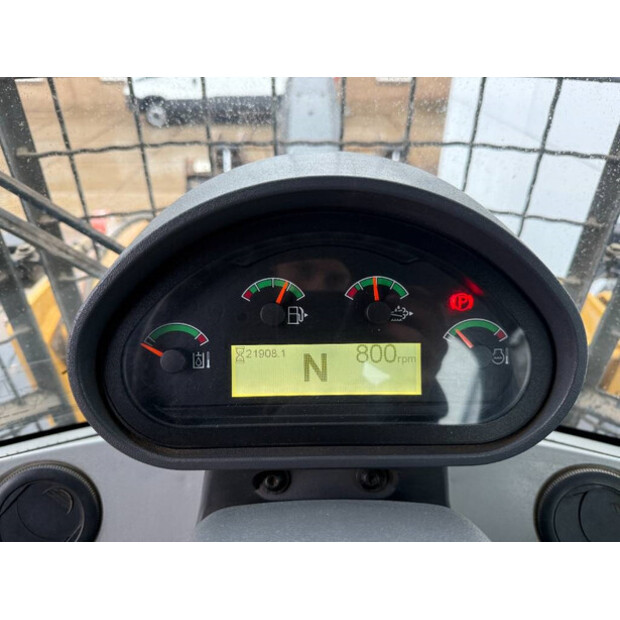 2015 Caterpillar 930M-44836756