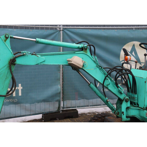 كوماتسو PW05-44836991