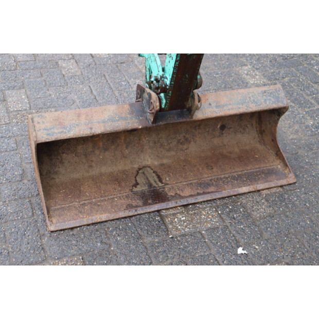 كوماتسو PW05-44836992