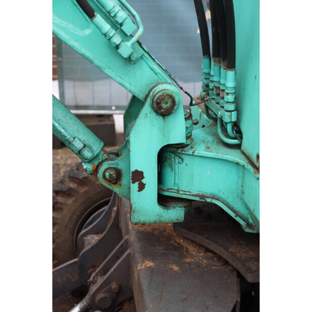 كوماتسو PW05-44836996