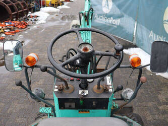 komatsu-pw05-44837015