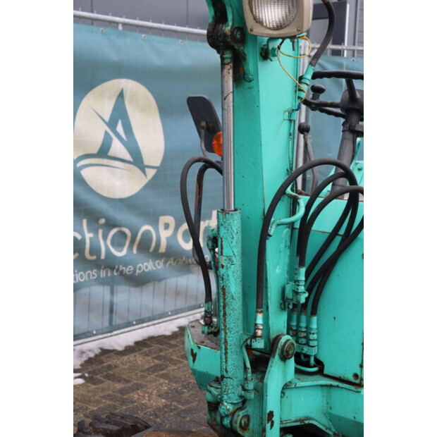 كوماتسو PW05-44837028