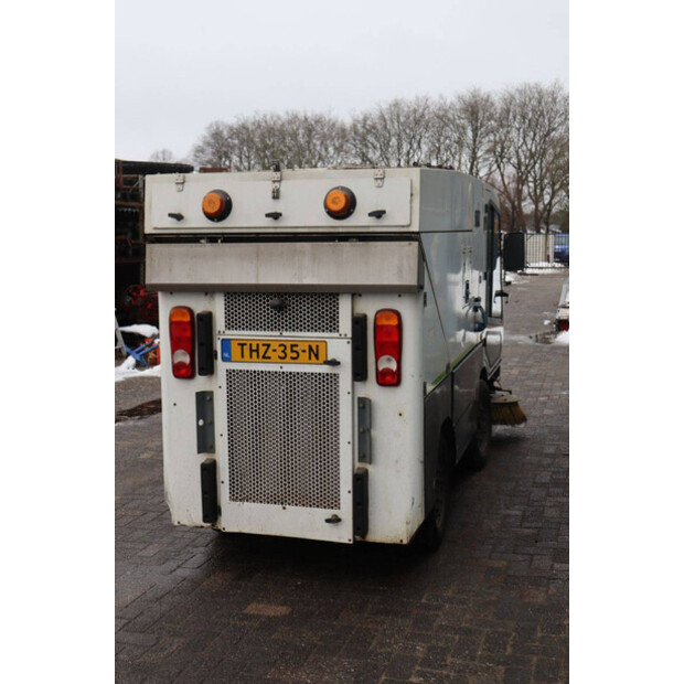 2008 تينانت A60-44837086