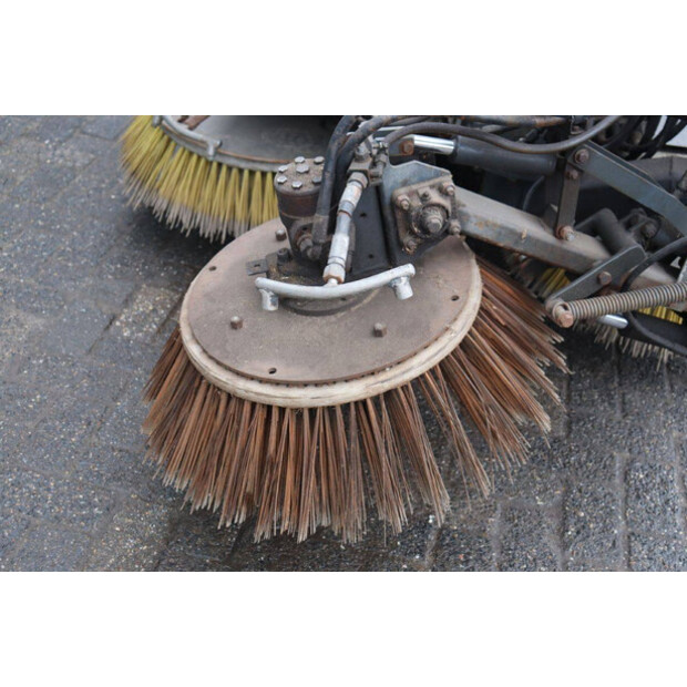 2008 تينانت A60-44837091