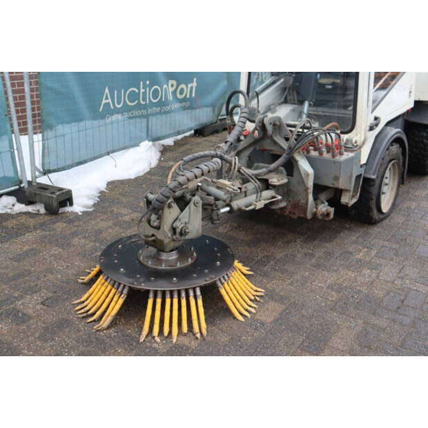 2016 Conver C4-44837261