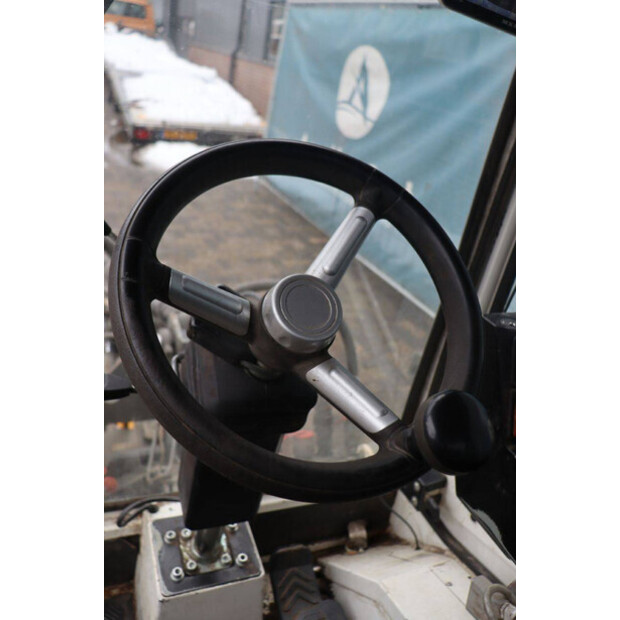 2016 Conver C4-44837281