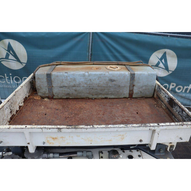 2016 Conver C4-44837293