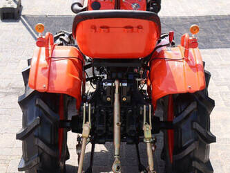 kubota-b7001-1403100-44837467