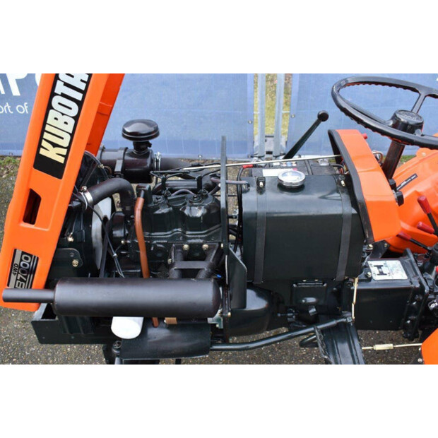 كوبوتا B7000-44837733