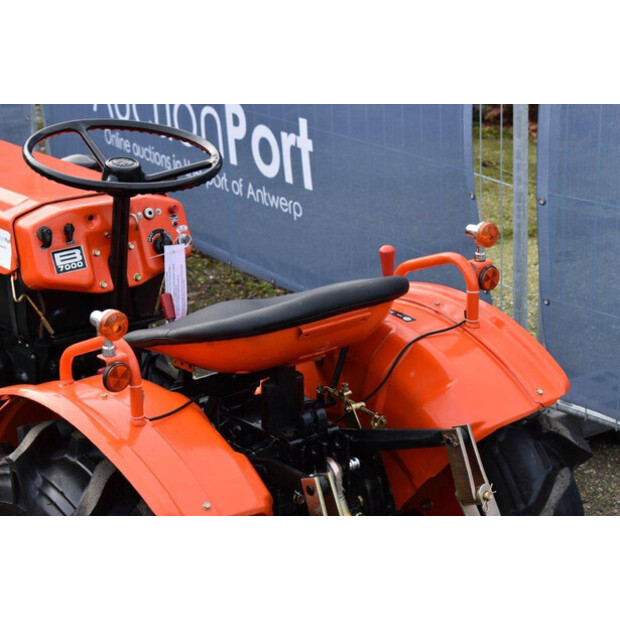 كوبوتا B7000-44837736