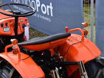 kubota-b7000-1403118-44837736