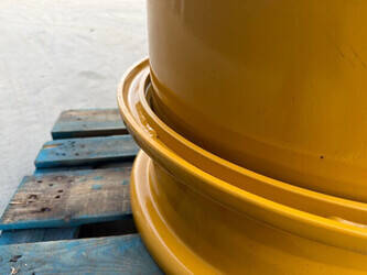 2025-caterpillar-17-00-25-1-7-rim-for-20-5-x-25-cat-938m-1403119-44837752