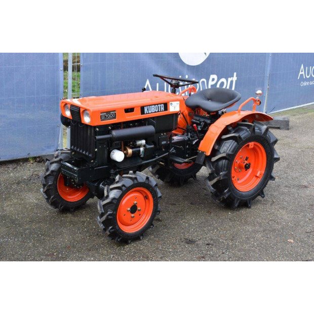 كوبوتا B7000-44837778