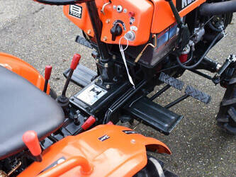 kubota-b7000-1403120-44837788