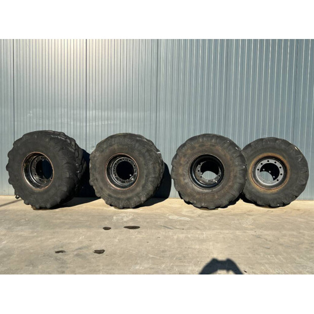 ميشلان 445/70R19.5-44837793