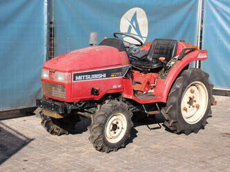 mitsubishi-mt165-1403140-44838369