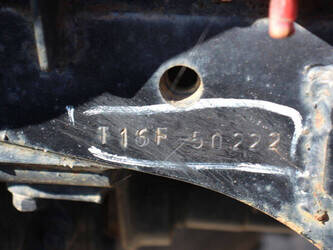 mitsubishi-mt165-1403140-44838376