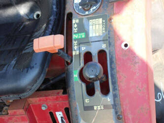 mitsubishi-mt165-1403140-44838388