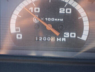 mitsubishi-mt165-1403140-44838390