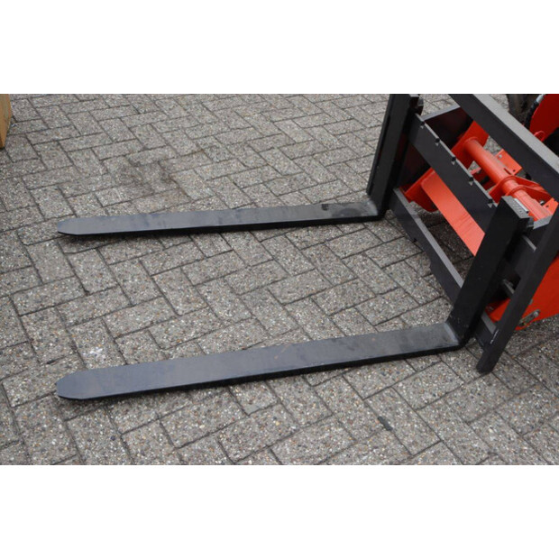 2024 بانثر 10-08-44838494