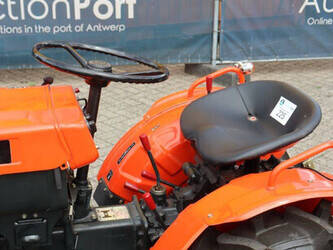 kubota-b7000-1403145-44838586